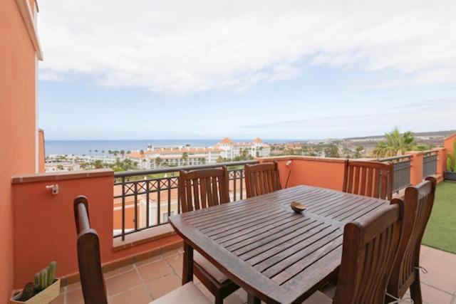 Apartamento Sara En El Veril Del Duque - Sara Vacation 아데제 외부 사진
