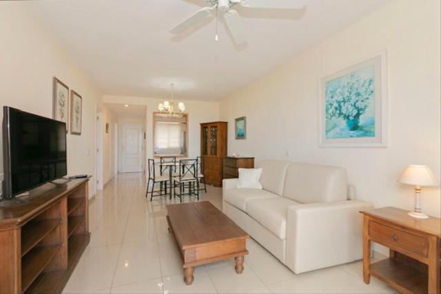 Apartamento Sara En El Veril Del Duque - Sara Vacation 아데제 외부 사진